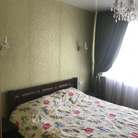 Апартаменты Ботанический Сад Kiev Buitenkant foto