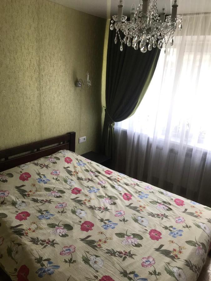 Апартаменты Ботанический Сад Kiev Buitenkant foto