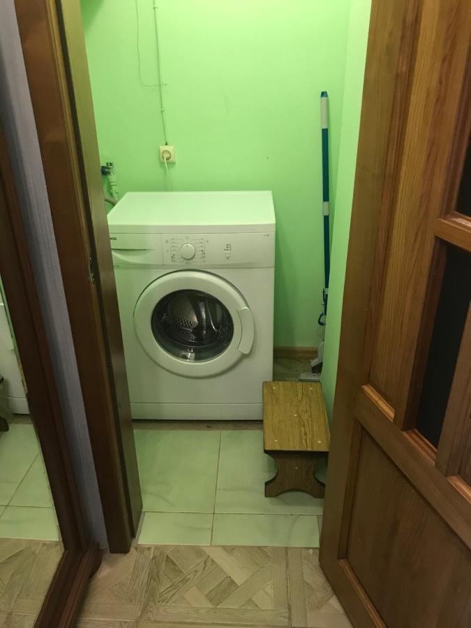 Апартаменты Ботанический Сад Kiev Buitenkant foto
